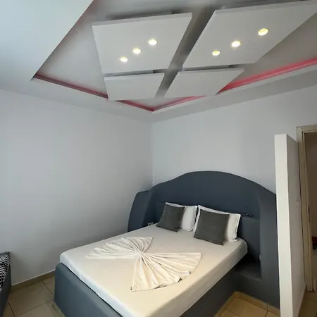 Отель Golden Flower Тирана