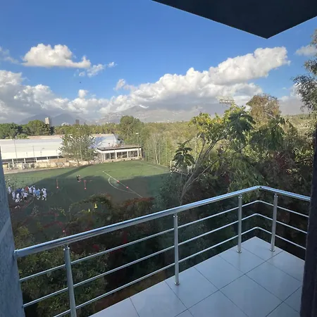 Golden Flower 3* Tirana