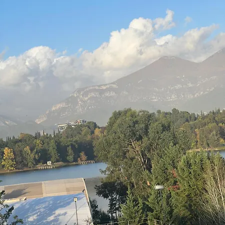 Golden Flower Отель Тирана